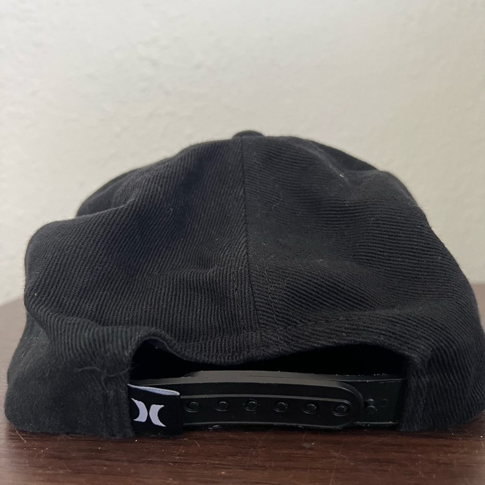 Hurley SnapBack - Picture 3 of 3